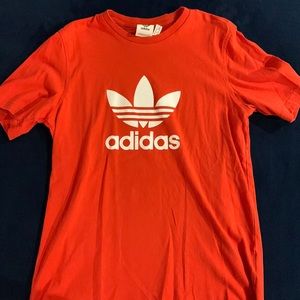 Red adidas t shirt